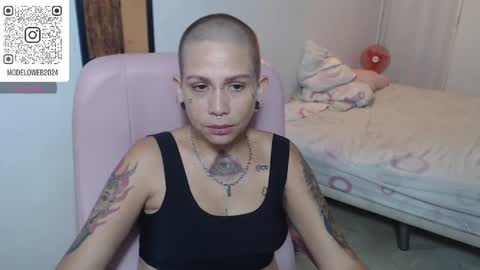 Luna online show from 03/03/25, 04:25