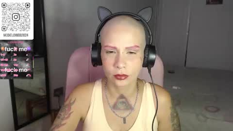 Luna online show from 03/06/25, 10:04