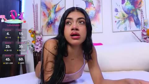 Snapshot of moon_celeste chatting on 11/09/25, 12:58 Moon online show from 11/09/25, 12:58