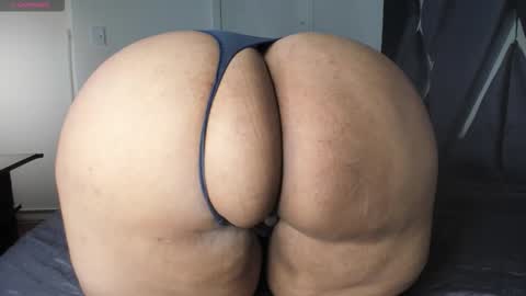 Luna  online show from 10/28/25, 06:32