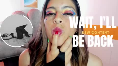 Snapshot of moon_winy chatting on 11/07/25, 11:21 Winy online show from 11/07/25, 11:21