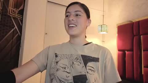 Snapshot of moon_winy chatting on 11/25/25, 11:10 Winy online show from 11/25/25, 11:10