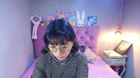 Snapshot of mooncharlotte chatting on 02/28/26, 06:53 Charlotte online show from 02/28/26, 06:53