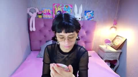 Snapshot of mooncharlotte chatting on 03/06/26, 06:59 Charlotte online show from 03/06/26, 06:59