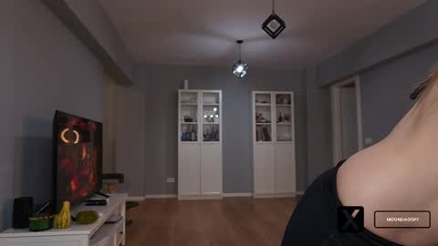 Snapshot of moondao chatting on 11/23/25, 06:13 Anna online show from 11/23/25, 06:13