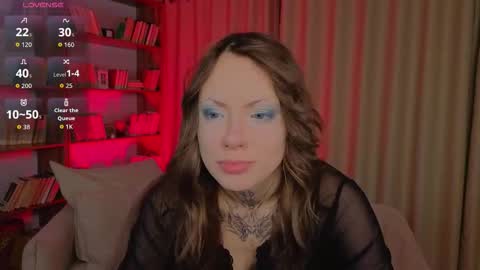 Snapshot of moonhaze_ chatting on 03/03/26, 10:32 Erica online show from 03/03/26, 10:32