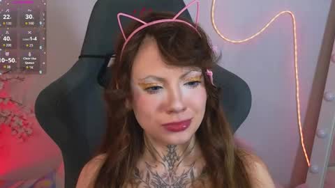 Snapshot of moonhaze_ chatting on 04/21/26, 08:53 Erica online show from 04/21/26, 08:53