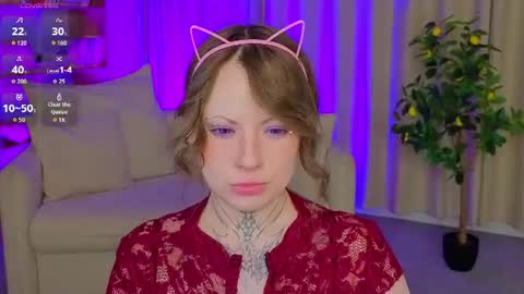 Snapshot of moonhaze_ chatting on 06/09/26, 07:31 Erica online show from 06/09/26, 07:31