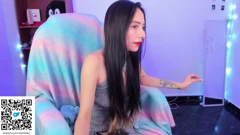 MOON  online show from 01/19/25, 02:47