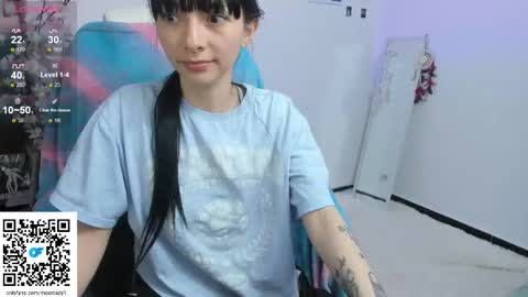 MOON  online show from 09/12/25, 11:04