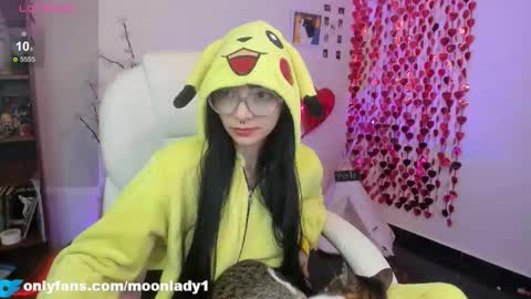 MOON  online show from 02/25/26, 01:48