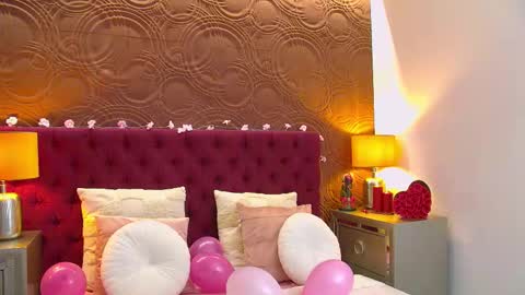 Snapshot of moonligt_iris chatting on 02/17/26, 05:26 moonligt_iris online show from 02/17/26, 05:26