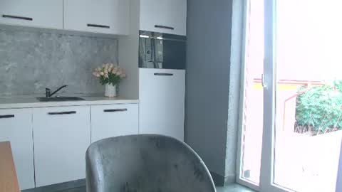 Snapshot of moonligt_iris chatting on 07/10/26, 04:39 moonligt_iris online show from 07/10/26, 04:39
