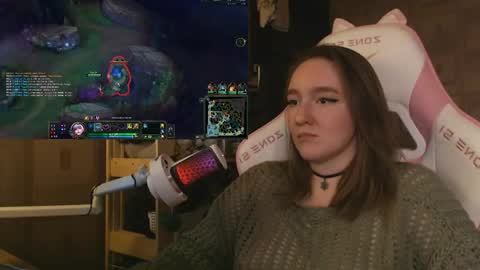 Katrin online show from 05/13/26, 09:33