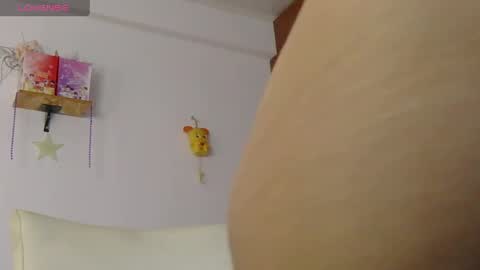 Snapshot of moonlunita_ chatting on 06/01/26, 08:54 Luna online show from 06/01/26, 08:54