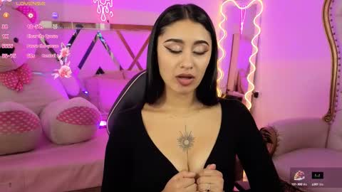 Moon  online show from 09/23/25, 08:23