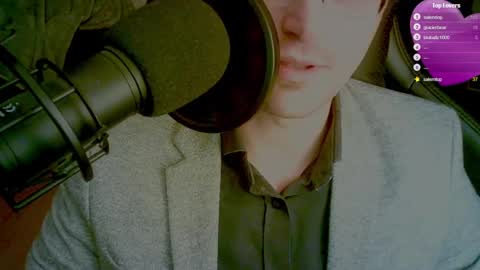 Snapshot of moonsire chatting on 01/07/25, 10:08 Moonsire online show from 01/07/25, 10:08