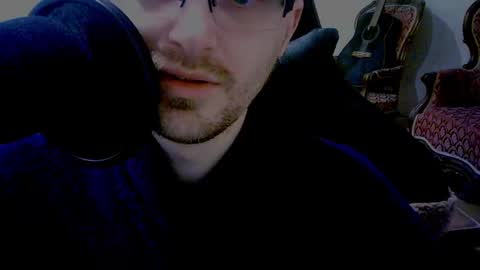 Snapshot of moonsire chatting on 01/25/25, 04:13 Moonsire online show from 01/25/25, 04:13