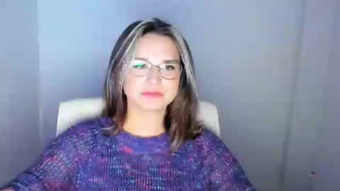Susanna online show from 11/25/25, 12:16