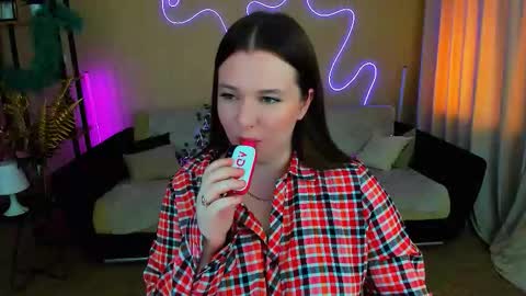 Betty online show from 10/03/25, 12:02