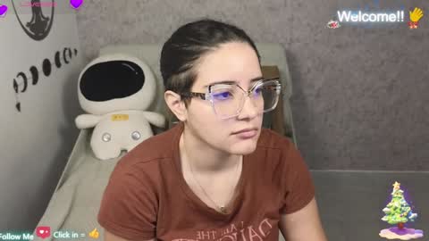 Moon Woman online show from 12/24/24, 12:44