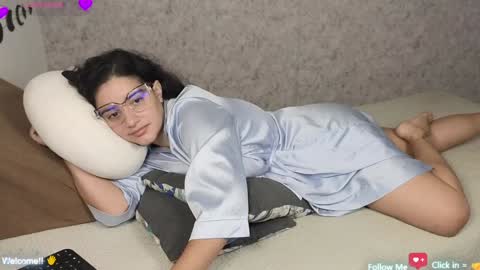 Moon Woman online show from 01/30/25, 06:03