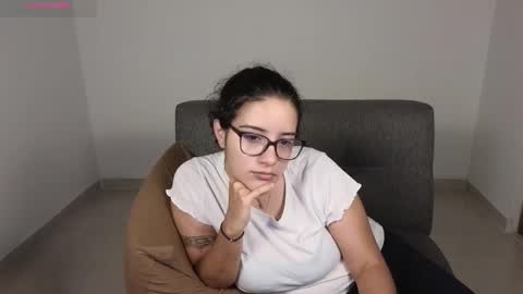 Moon Woman online show from 10/09/25, 01:25