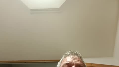 Snapshot of moos1 chatting on 09/22/25, 01:07 moos1 online show from 09/22/25, 01:07