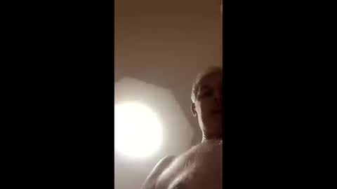 Snapshot of moos1 chatting on 09/29/25, 04:50 moos1 online show from 09/29/25, 04:50