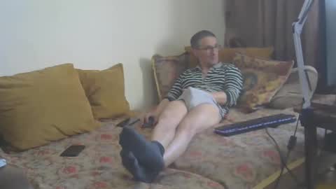 Snapshot of moovurey16 chatting on 03/11/25, 08:30 Alex online show from 03/11/25, 08:30