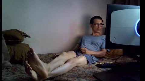 Snapshot of moovurey16 chatting on 06/18/26, 01:39 Alex online show from 06/18/26, 01:39