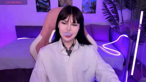 Morana online show from 10/14/25, 02:01