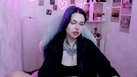 Morana online show from 06/25/26, 05:12