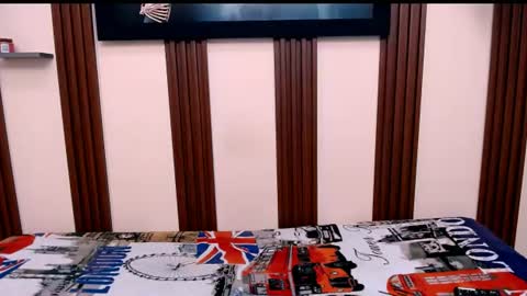 alexia online show from 07/06/26, 07:16