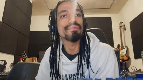 Snapshot of morebemdotad chatting on 06/03/26, 01:41 Diego online show from 06/03/26, 01:41