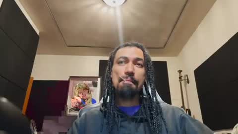 Snapshot of morebemdotad chatting on 06/16/26, 01:36 Diego online show from 06/16/26, 01:36