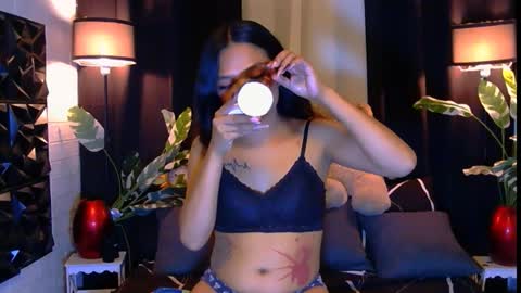 Snapshot of morena_cockts chatting on 11/23/25, 01:11 rondina online show from 11/23/25, 01:11