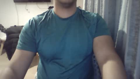 Snapshot of morenolatin19 chatting on 03/05/25, 06:01 Jos Luis online show from 03/05/25, 06:01