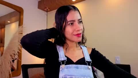Snapshot of morgan_alice chatting on 05/10/26, 12:21 morgan_alice online show from 05/10/26, 12:21