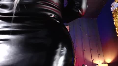 Snapshot of morganacrowley_ chatting on 12/28/24, 12:47 Morgana online show from 12/28/24, 12:47