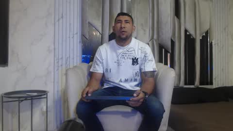 MORGAN AND MEGAN online show from 10/06/25, 11:18