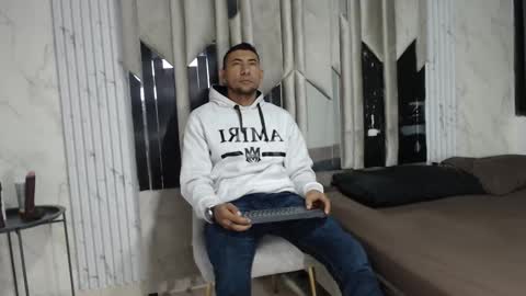 MORGAN AND MEGAN online show from 12/01/25, 11:15