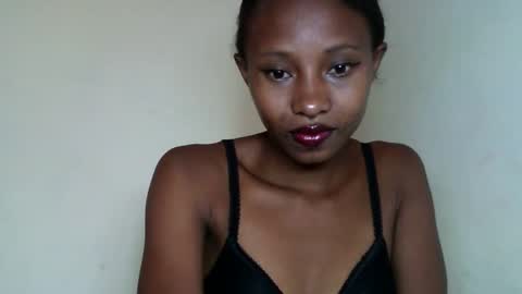 Snapshot of morgane_69 chatting on 05/19/26, 07:04 morgane_69 online show from 05/19/26, 07:04