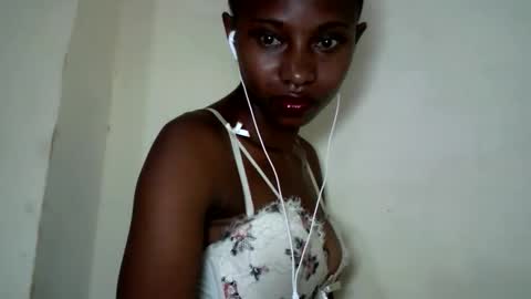 Snapshot of morgane_69 chatting on 06/04/26, 08:15 morgane_69 online show from 06/04/26, 08:15