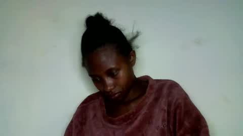 Snapshot of morgane_69 chatting on 06/11/26, 12:43 morgane_69 online show from 06/11/26, 12:43