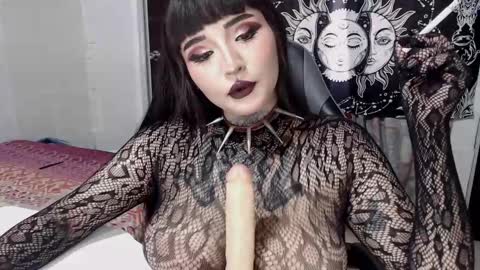 Morgan Moon online show from 09/11/25, 04:18