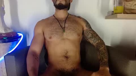 Snapshot of morgann_jones chatting on 10/12/25, 06:29 morgan online show from 10/12/25, 06:29