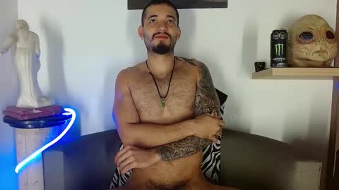 Snapshot of morgann_jones chatting on 11/18/25, 06:12 morgan online show from 11/18/25, 06:12