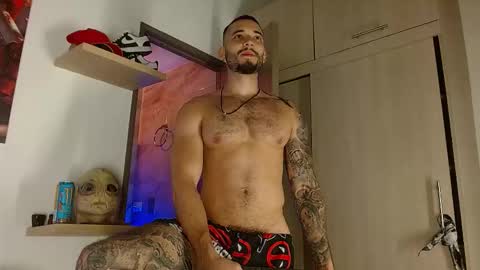 Snapshot of morgann_jones chatting on 11/24/25, 03:50 morgan online show from 11/24/25, 03:50