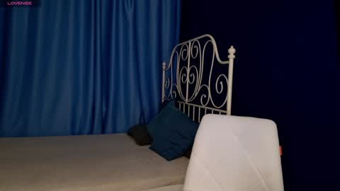 Snapshot of morgenstern__ chatting on 12/09/24, 11:47 morgenstern__ online show from 12/09/24, 11:47